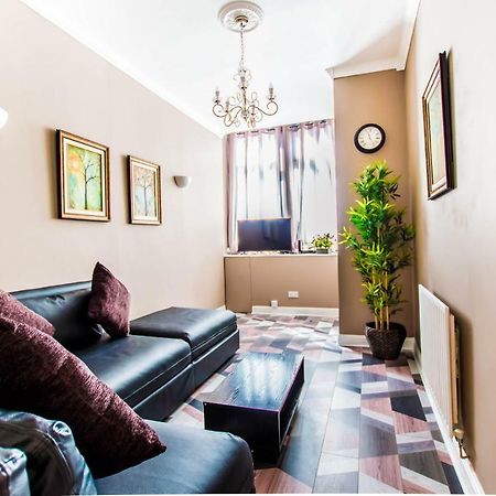 Montgomery Apartments - Crighton エディンバラ エクステリア 写真