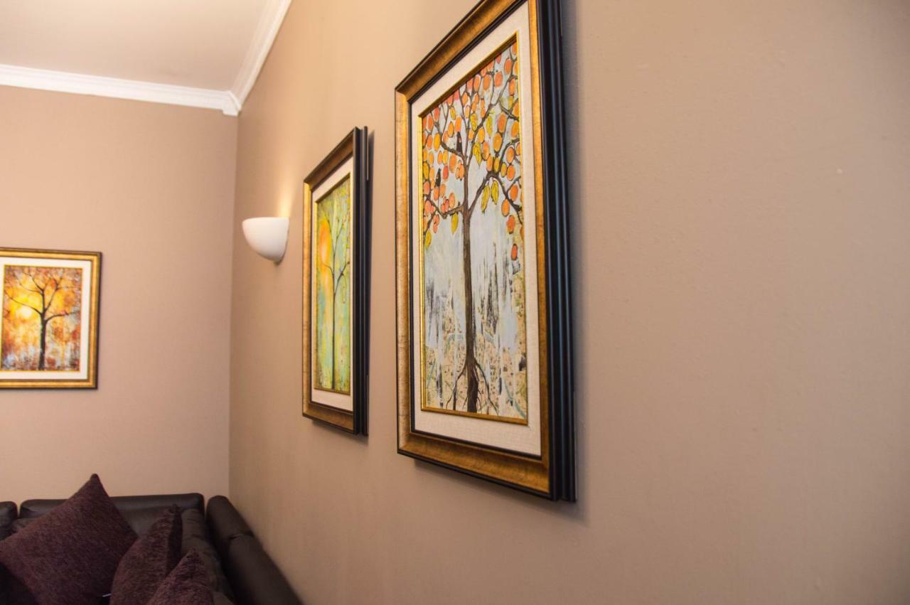 Montgomery Apartments - Crighton エディンバラ エクステリア 写真