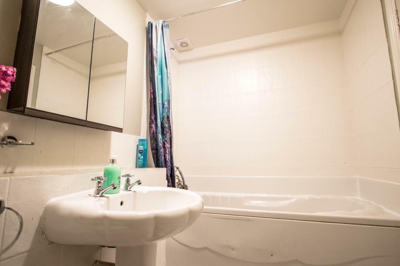 Montgomery Apartments - Crighton エディンバラ エクステリア 写真