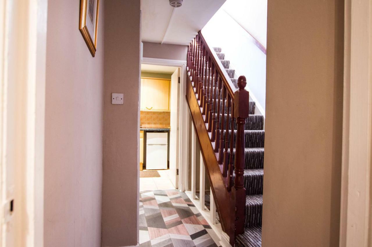 Montgomery Apartments - Crighton エディンバラ エクステリア 写真
